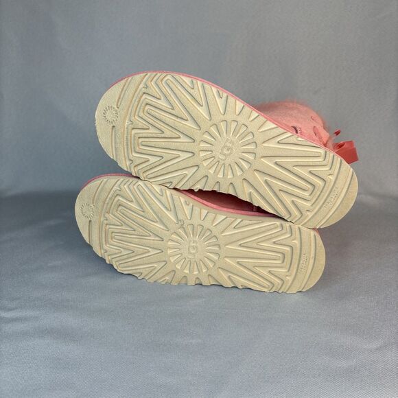 Womens UGG Boots Bailey Bow Pink LNT Sz 6 Suede Wool Coquette Festival Sold Out! - Picture 14 of 14